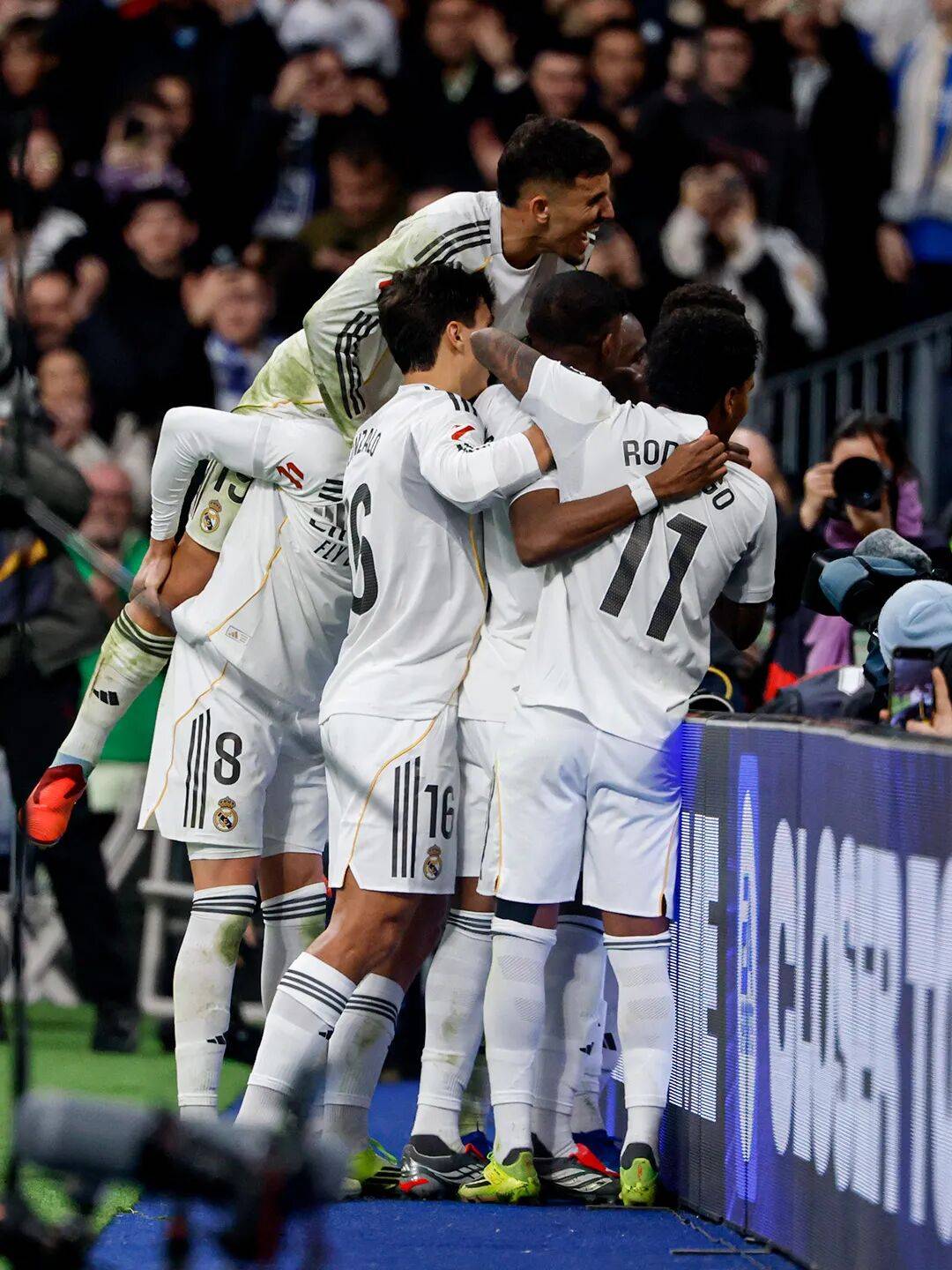 姆巴佩连续十二场比赛得分超过败北，塞尔维亚队挑战极限！的简单介绍